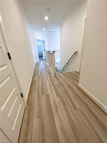 2504 Calabria Dr DR, Chesapeake, VA 23323