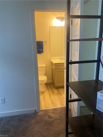 2504 Calabria Dr DR, Chesapeake, VA 23323