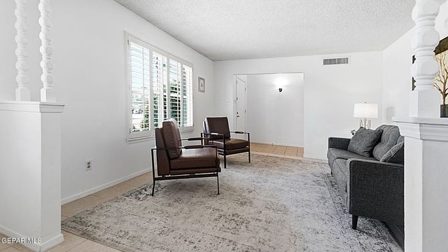 6612 CAMINO FUENTE Drive, El Paso, TX 79912