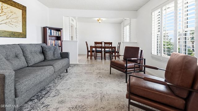 6612 CAMINO FUENTE Drive, El Paso, TX 79912