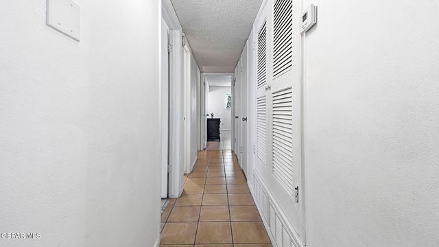 6612 CAMINO FUENTE Drive, El Paso, TX 79912