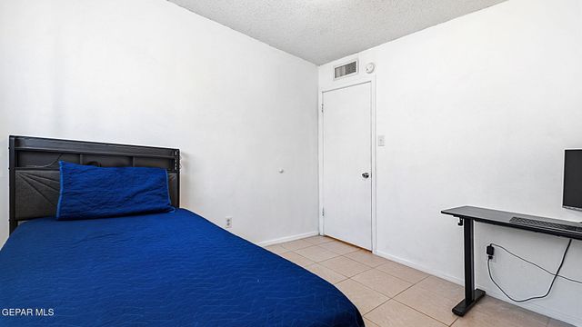 6612 CAMINO FUENTE Drive, El Paso, TX 79912