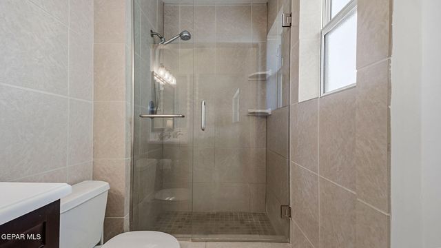 6612 CAMINO FUENTE Drive, El Paso, TX 79912