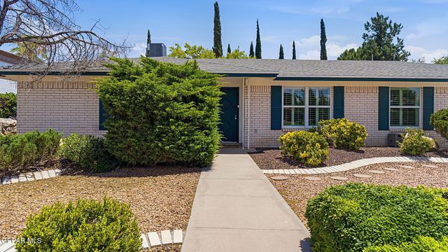 6612 CAMINO FUENTE Drive, El Paso, TX 79912