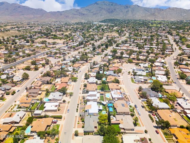 6612 CAMINO FUENTE Drive, El Paso, TX 79912