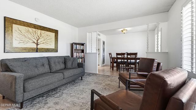 6612 CAMINO FUENTE Drive, El Paso, TX 79912