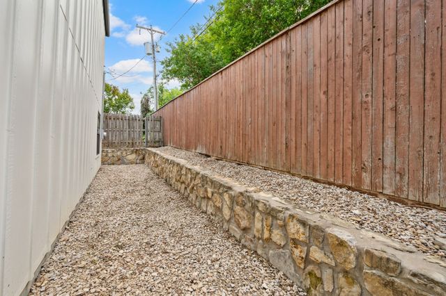 4912 Ridglea Lane, Fort Worth, TX 76116