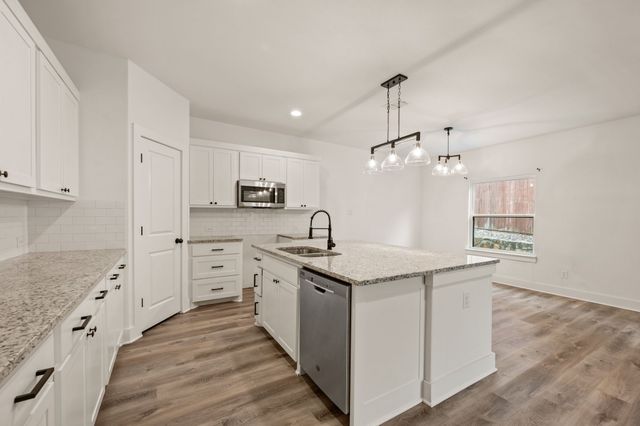 4912 Ridglea Lane, Fort Worth, TX 76116