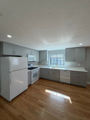 292 Main Street 3, Walpole, MA 02081