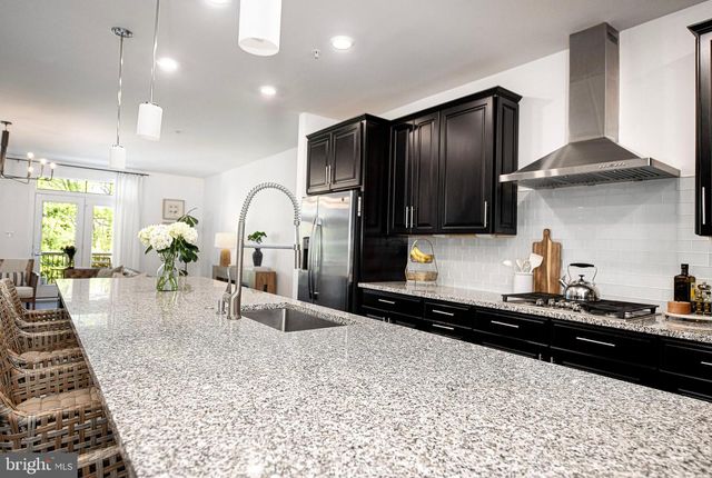 6334 ISLINGTON ST, Middle River, MD 21220