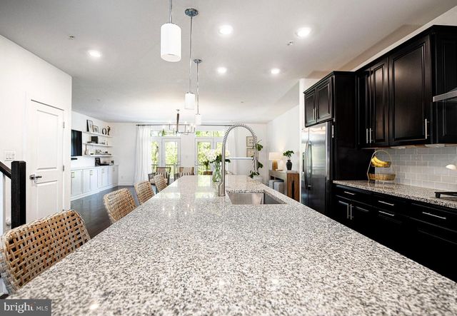 6334 ISLINGTON ST, Middle River, MD 21220