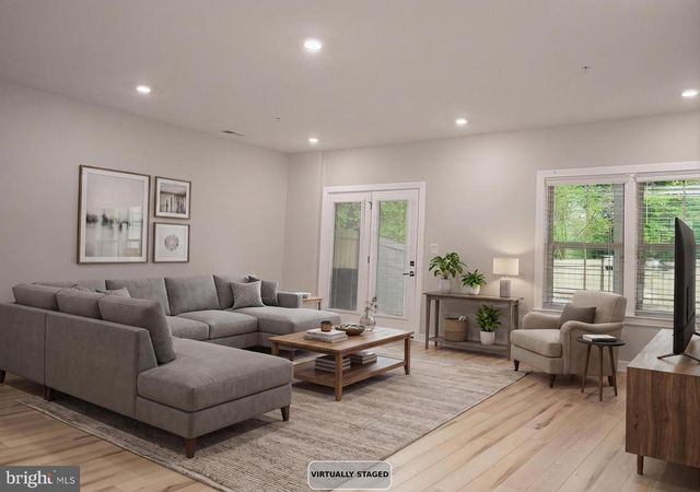 6334 ISLINGTON ST, Middle River, MD 21220
