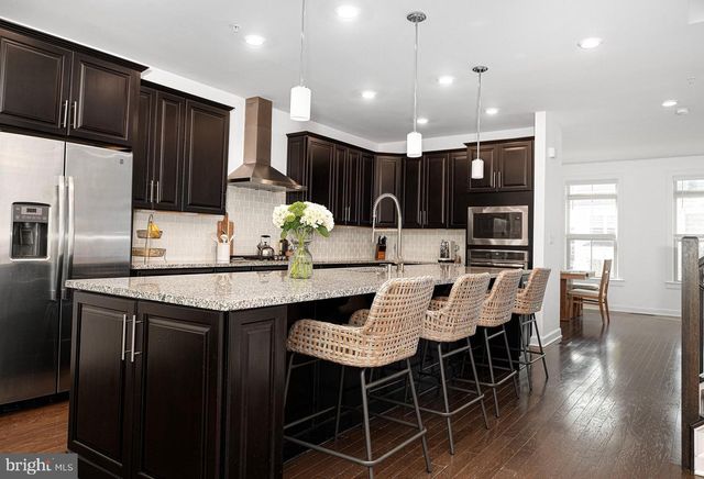 6334 ISLINGTON ST, Middle River, MD 21220