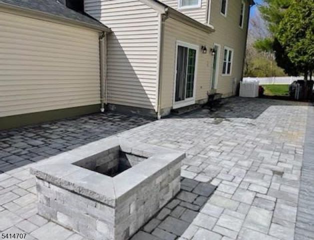 580 Heritage Rd, Long Hill Twp., NJ 07946