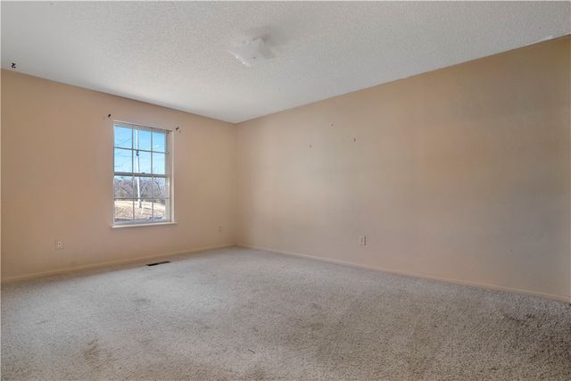 1002 N Hall Avenue, Fayetteville, AR 72701