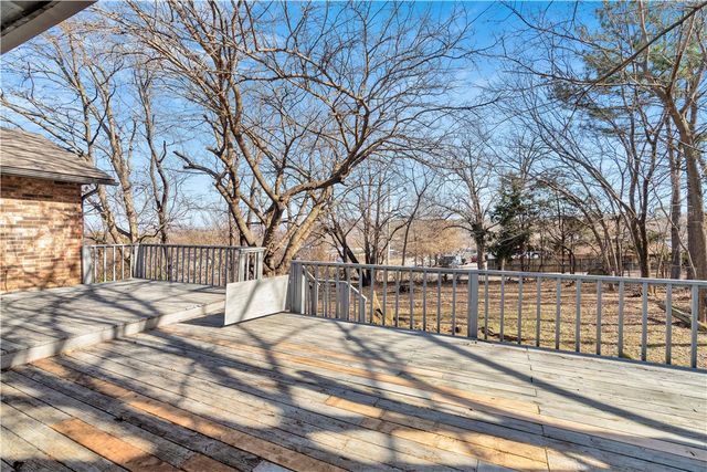 1002 N Hall Avenue, Fayetteville, AR 72701