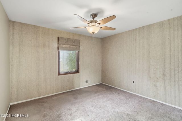 51 Malibu Court, Old Bridge, NJ 08857