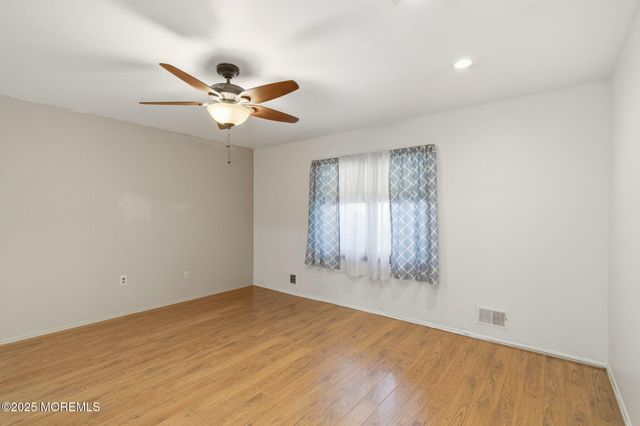 51 Malibu Court, Old Bridge, NJ 08857