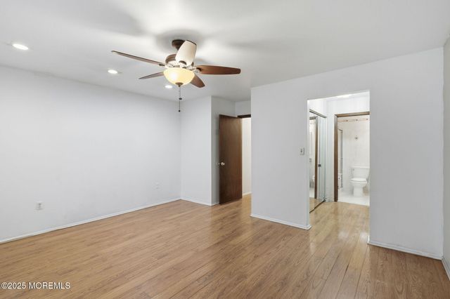 51 Malibu Court, Old Bridge, NJ 08857