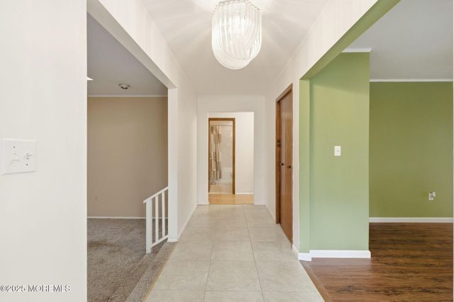 51 Malibu Court, Old Bridge, NJ 08857