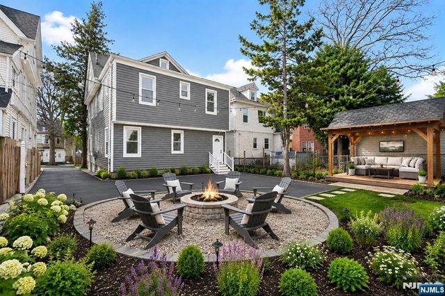 182 N Maple Avenue, East Orange, NJ 07017