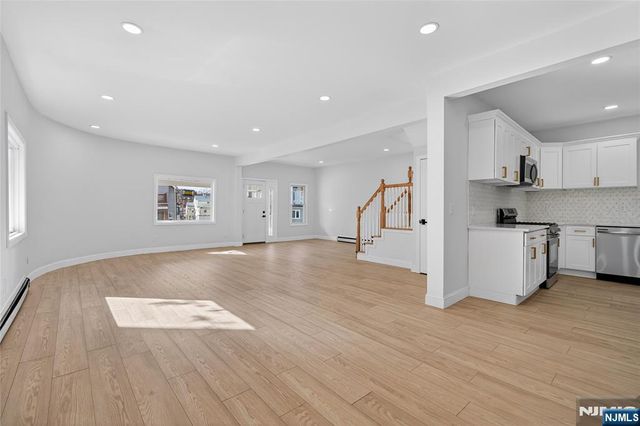 182 N Maple Avenue, East Orange, NJ 07017
