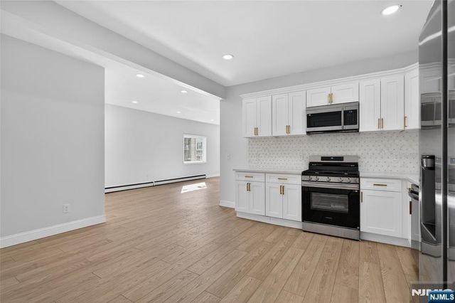182 N Maple Avenue, East Orange, NJ 07017