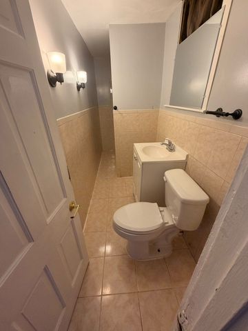 436 Pleasant Street 2, Brockton, MA 02301