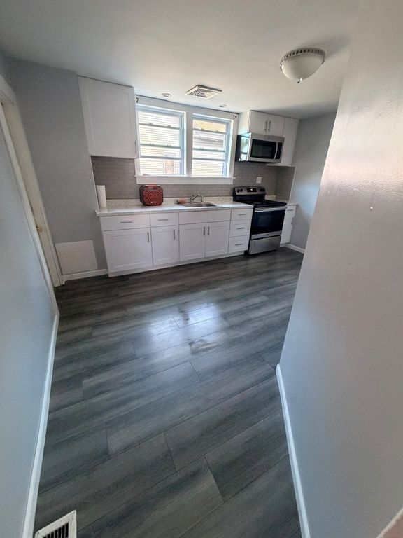 436 Pleasant Street 2, Brockton, MA 02301