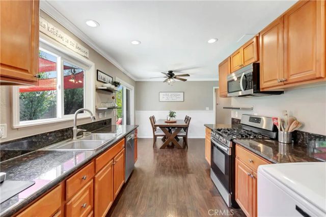 5702 Riviera Drive, Huntington Beach, CA 92647