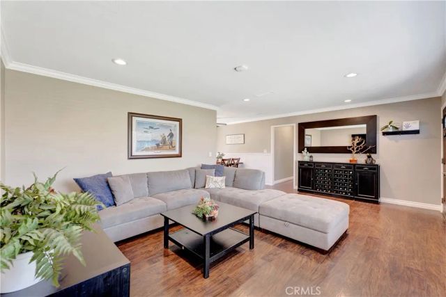 5702 Riviera Drive, Huntington Beach, CA 92647