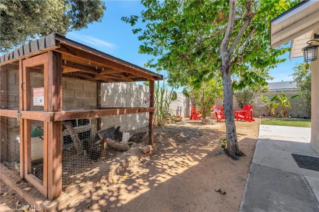 5702 Riviera Drive, Huntington Beach, CA 92647