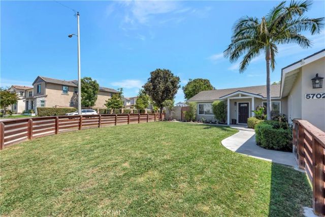 5702 Riviera Drive, Huntington Beach, CA 92647
