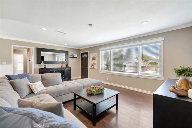 5702 Riviera Drive, Huntington Beach, CA 92647