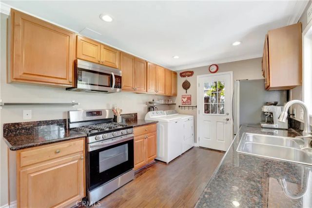 5702 Riviera Drive, Huntington Beach, CA 92647
