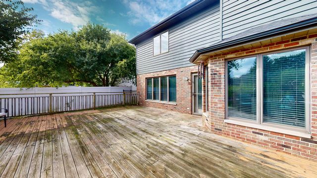 16127 Burgundy Drive, Plainfield, IL 60586