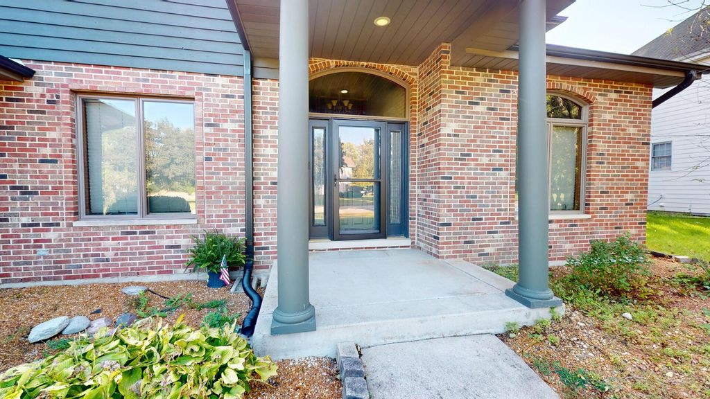 16127 Burgundy Drive, Plainfield, IL 60586 — photo 5