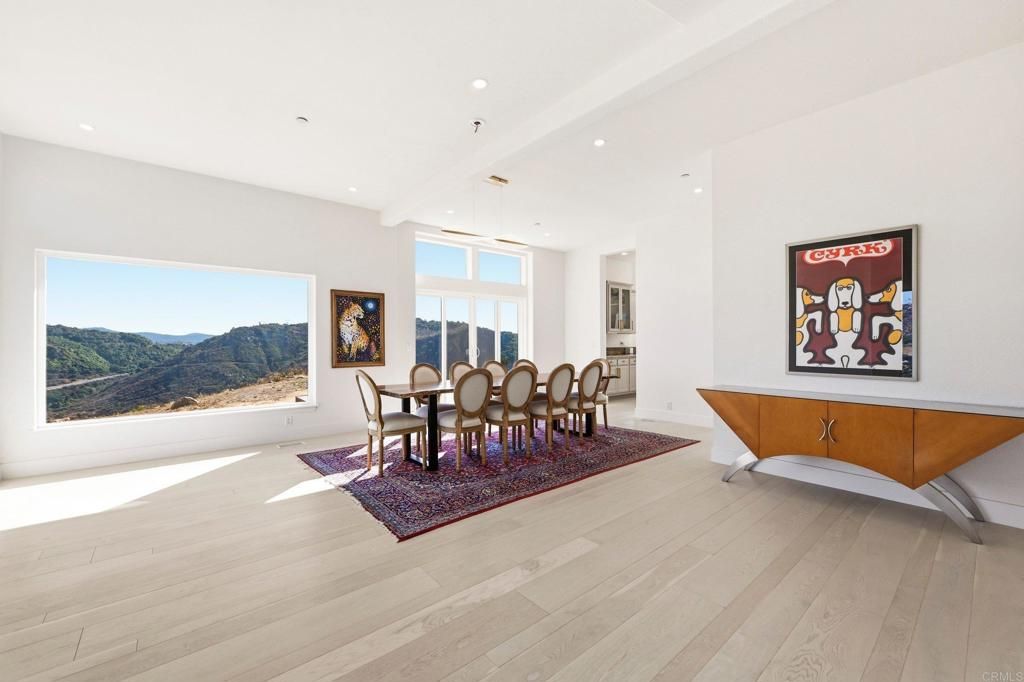 Image 11 of property listing at 30663 Camino De Las Lomas, Escondido, CA 92026