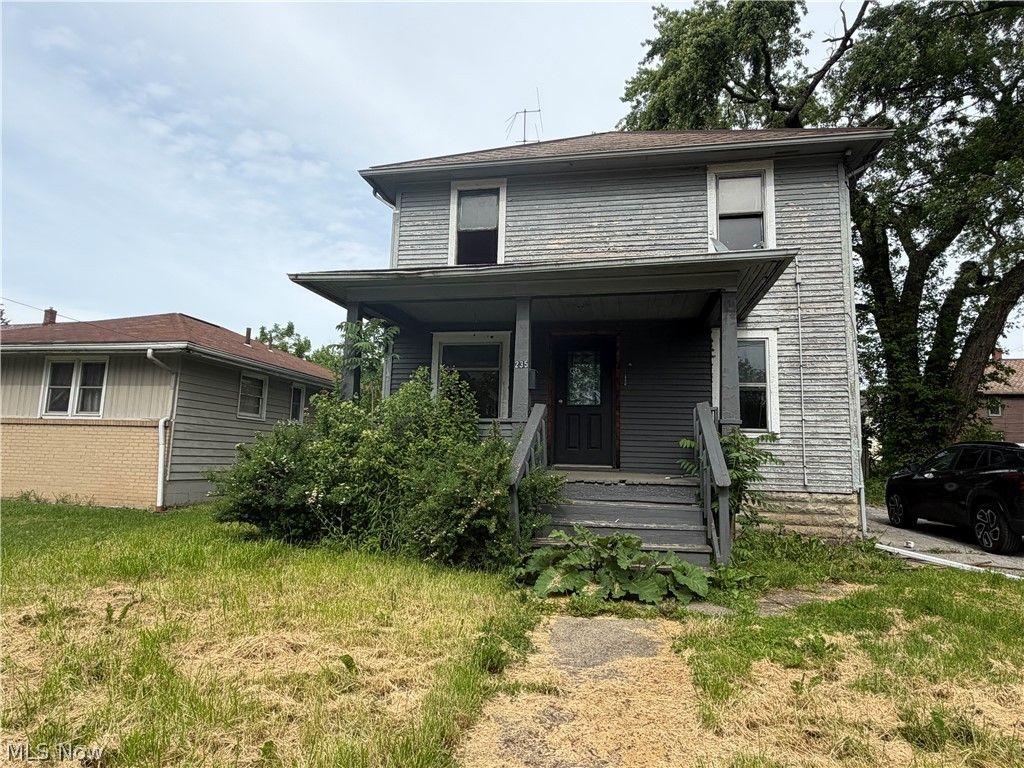 235 Iddings Avenue SE, Warren, OH 44483