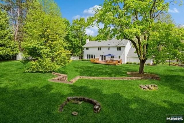 18 Cedar Court, Closter, NJ 07624