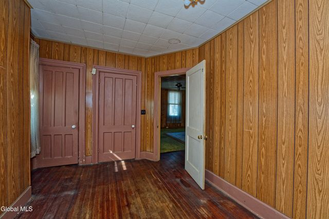 172 Paine Street, Green Island, NY 12183