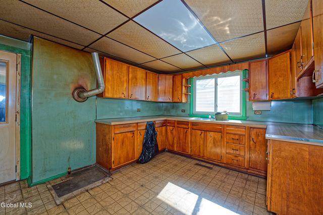 172 Paine Street, Green Island, NY 12183