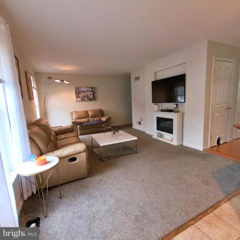 20 MELLOWBROOK DR, Reading, PA 19608