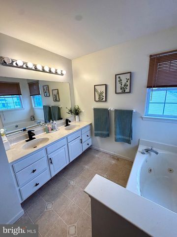 20 MELLOWBROOK DR, Reading, PA 19608