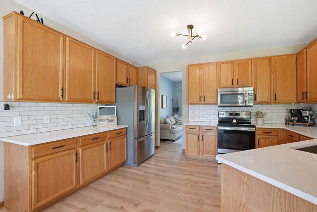 20386 Enright Way, Farmington, MN 55024