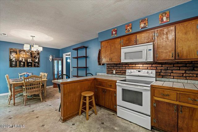 3003 Cherry Boulevard, Beaufort, SC 29902