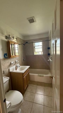 1007 E 223rd Street, Bronx, NY 10466