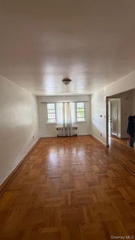 1007 E 223rd Street, Bronx, NY 10466