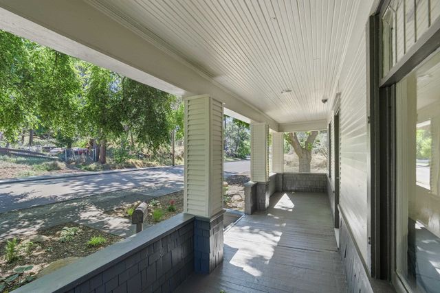 2803 E Hartson Ave, Spokane, WA 99202