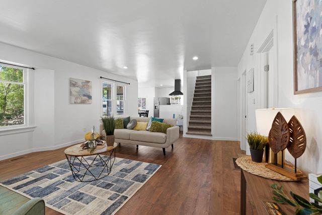 2803 E Hartson Ave, Spokane, WA 99202